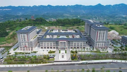 重庆中医药学院附属璧山医院（璧山区中医院）新院区正式启动试运行