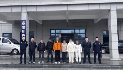 湖南澧县警方通报：仓库内卖淫嫖娼，6名男女当场被抓