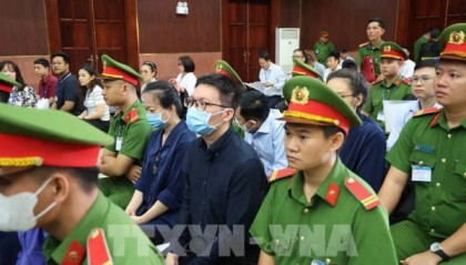 越南检察官告知女首富:交110亿美元,免死