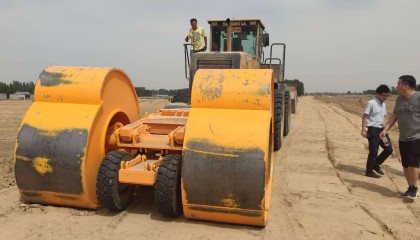 冲击压路机出租和购买如何选择?·