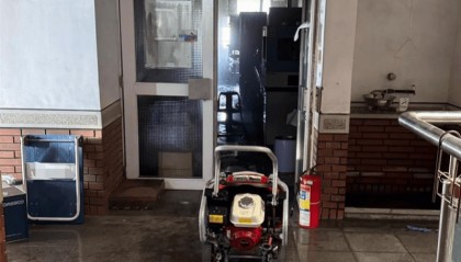 一知名大学突发爆炸，2名研究生受伤！今年已发生3起！