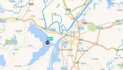 长沙、岳阳等多地遭遇“烟雾锁城”,官方回应系上游焚烧秸秆所致