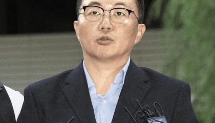 金建希被捕同日,流亡海外数月的“金建希大管家”回国被捕