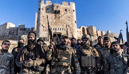 朱拉尼快刀斩乱麻！深夜出兵边境，与以军来了个“里应外合”