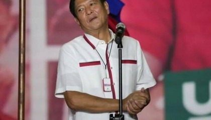 已经顾不上南海了！菲律宾国内局势大乱？马科斯担心重蹈其父覆辙，菲全军进入“红色警戒”