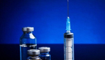 长春高新1700亿元市值蒸发，集采、人口、竞品冲击如何击溃生长激素神话｜创新药观察