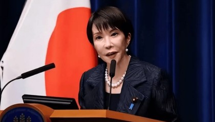 高市早苗对华摊牌，明确或武力干涉台海，中国可祭“王炸”反击