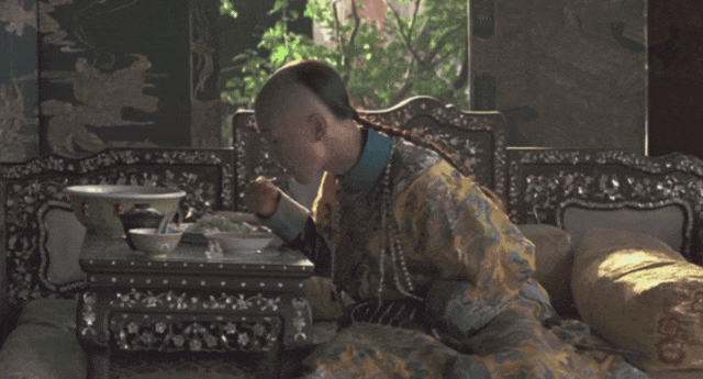 用碗还是用碟吃饭？南北方人吵翻了