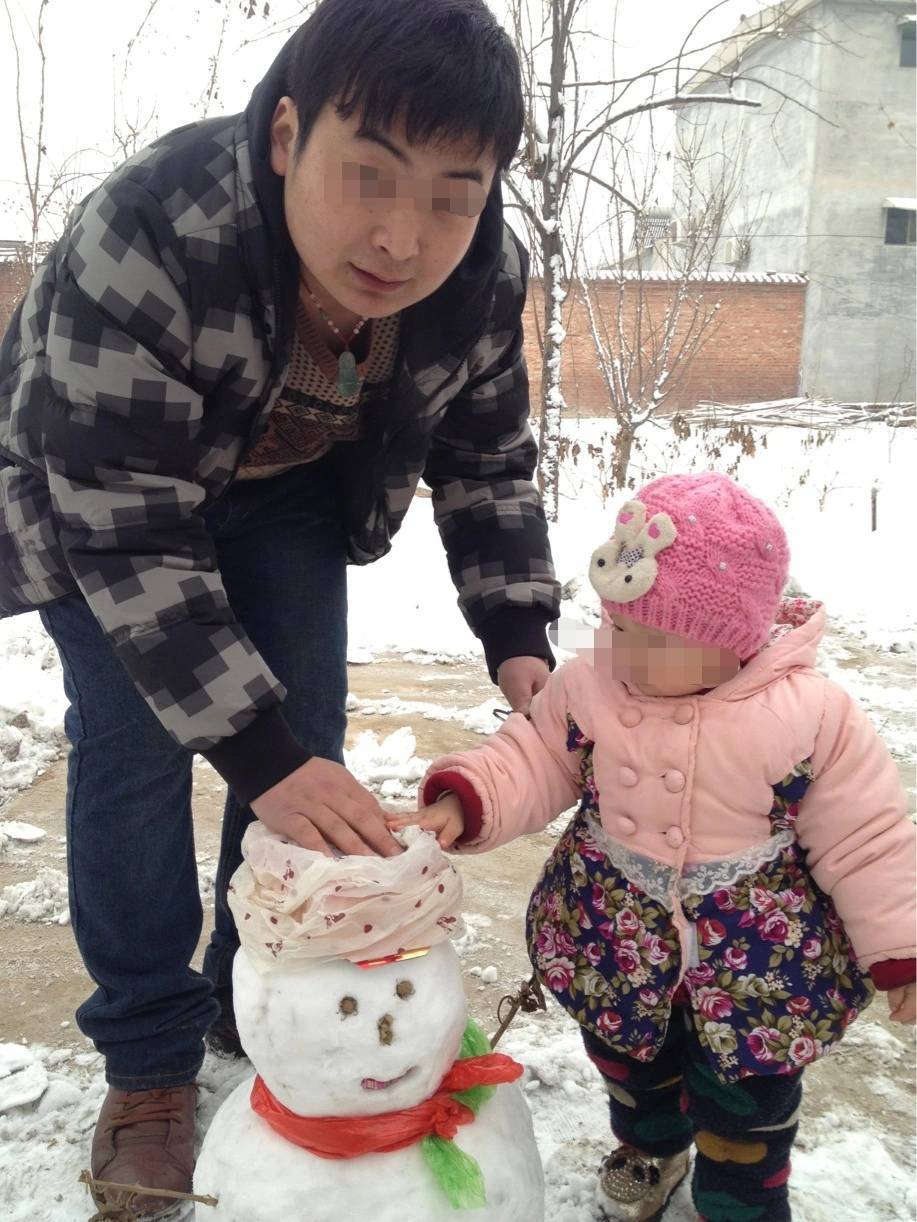 影子调查｜宾馆里的刑讯逼供：1名“指居”者死亡，11名办案人员被判刑