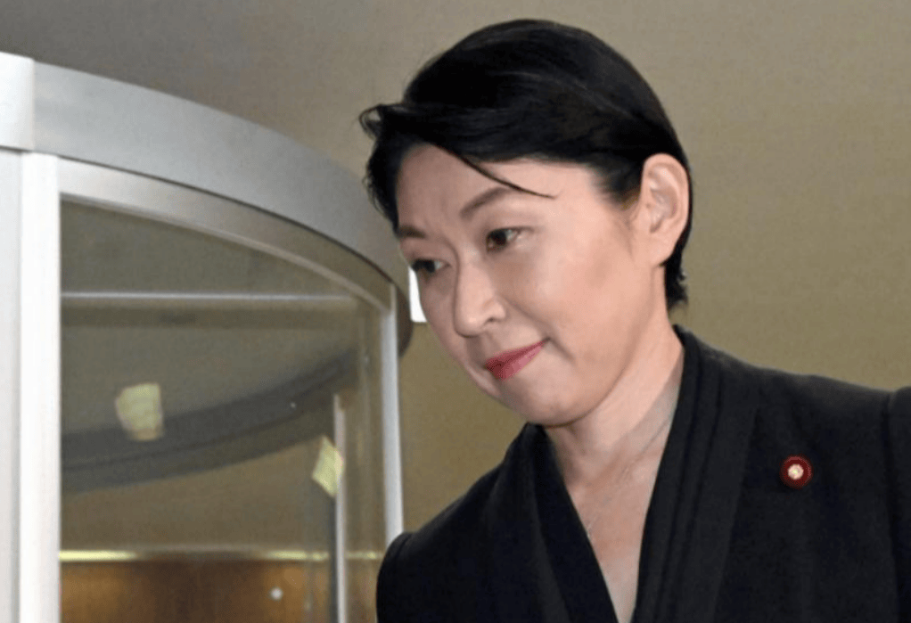 高市早苗仍不认错，日本多个团体慌了神，希望能尽快访华，想自己和中方当面谈