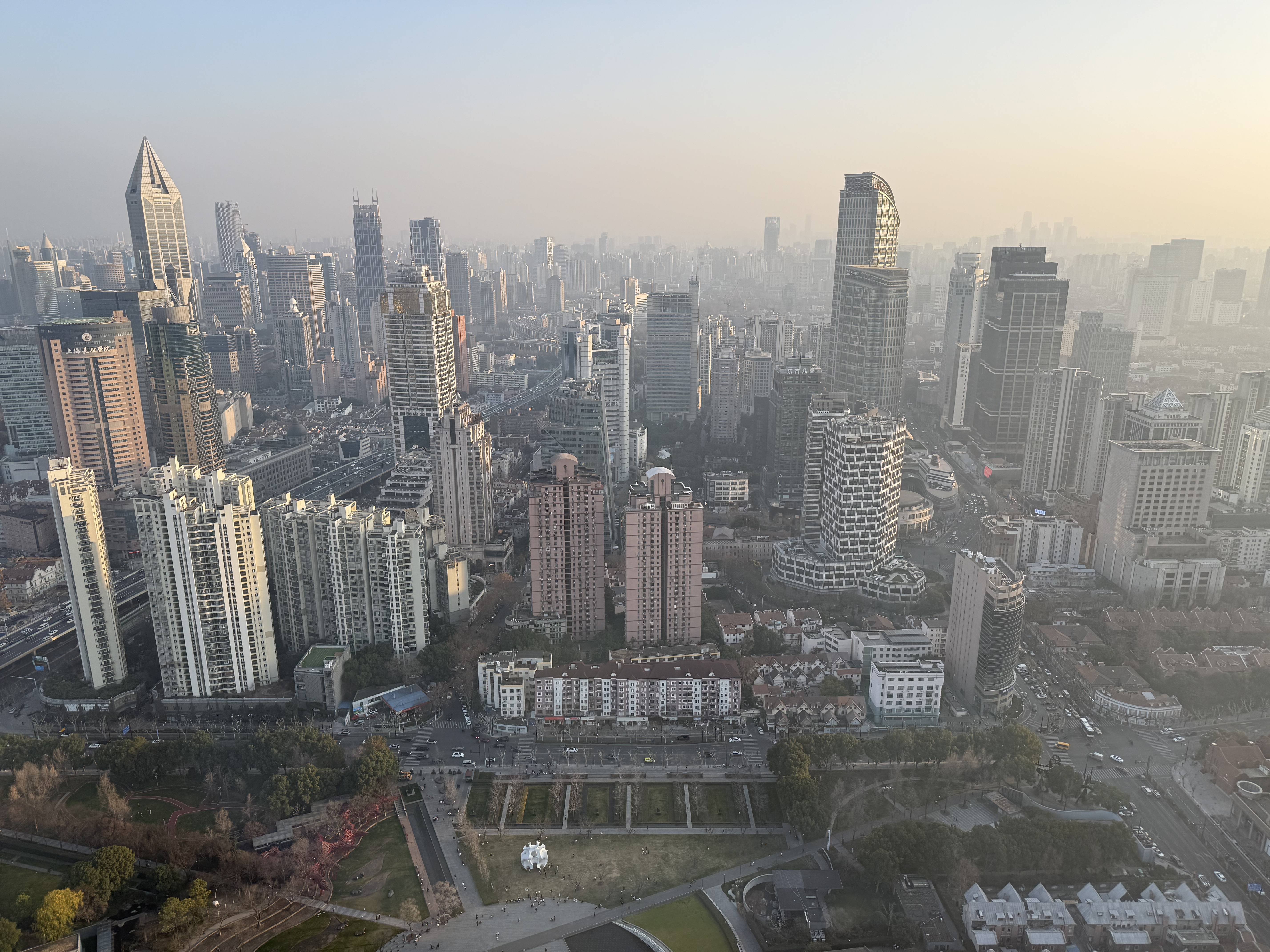 上海开年发布楼市新政：居住证满5年可购房，公积金额度大涨