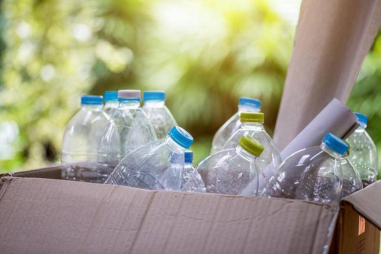 后备箱装十箱矿泉水被罚？专家：私家车载物有四个前提